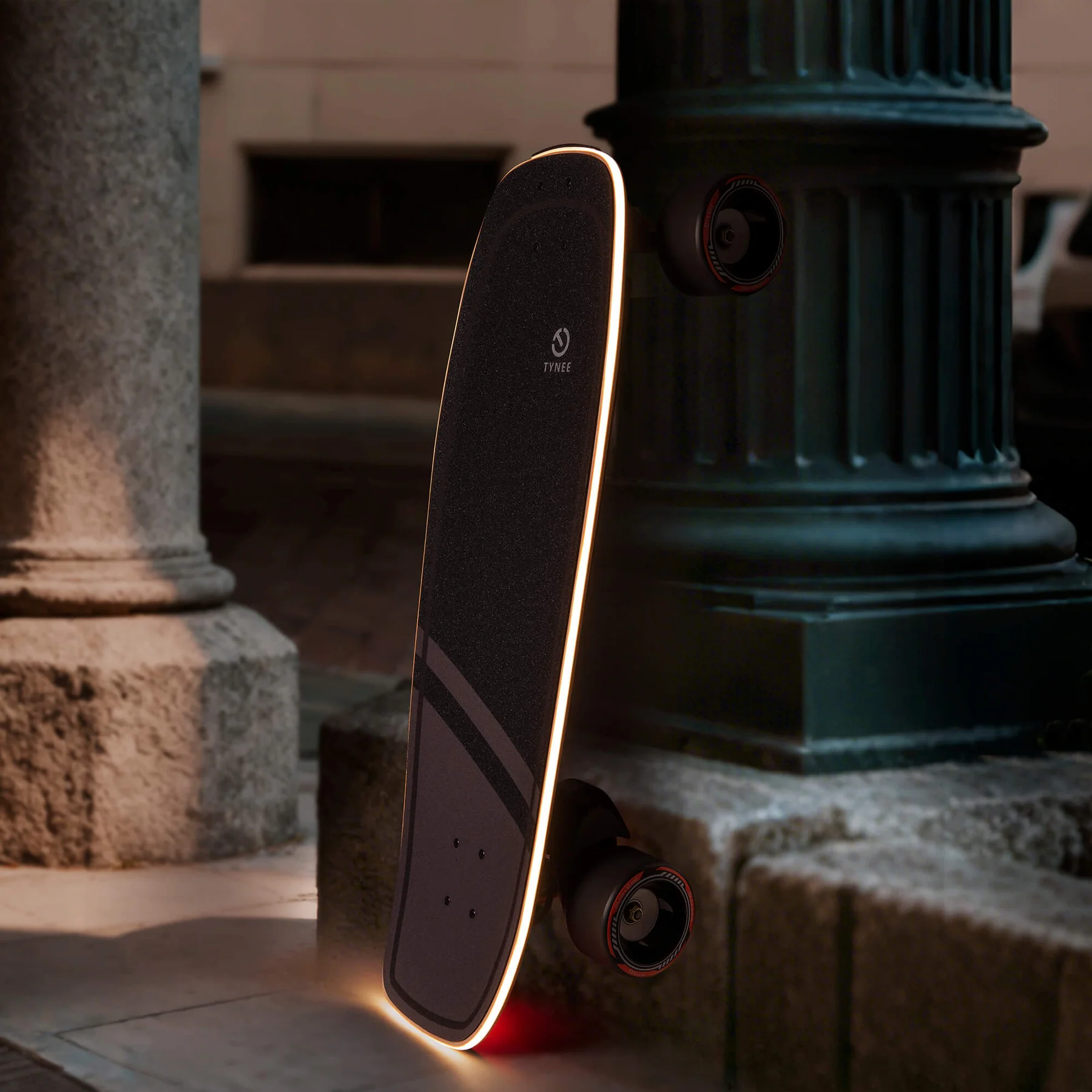 Tynee-Mini-3-Max-Electric-Skateboard-Built-in-Light_1800x1800